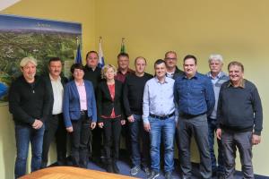 Novo izvoljeni člani občinskega sveta z županjo Cvetka Ficko